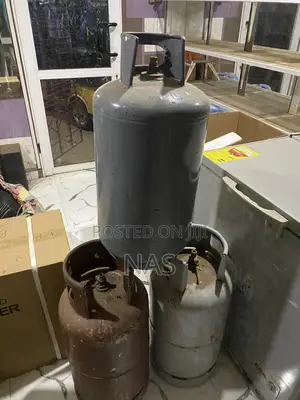 15 Kg . Regular Gas Cylinder For Sale
