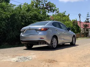 Toyota Yaris iA 1.5 FWD 2018 Silver