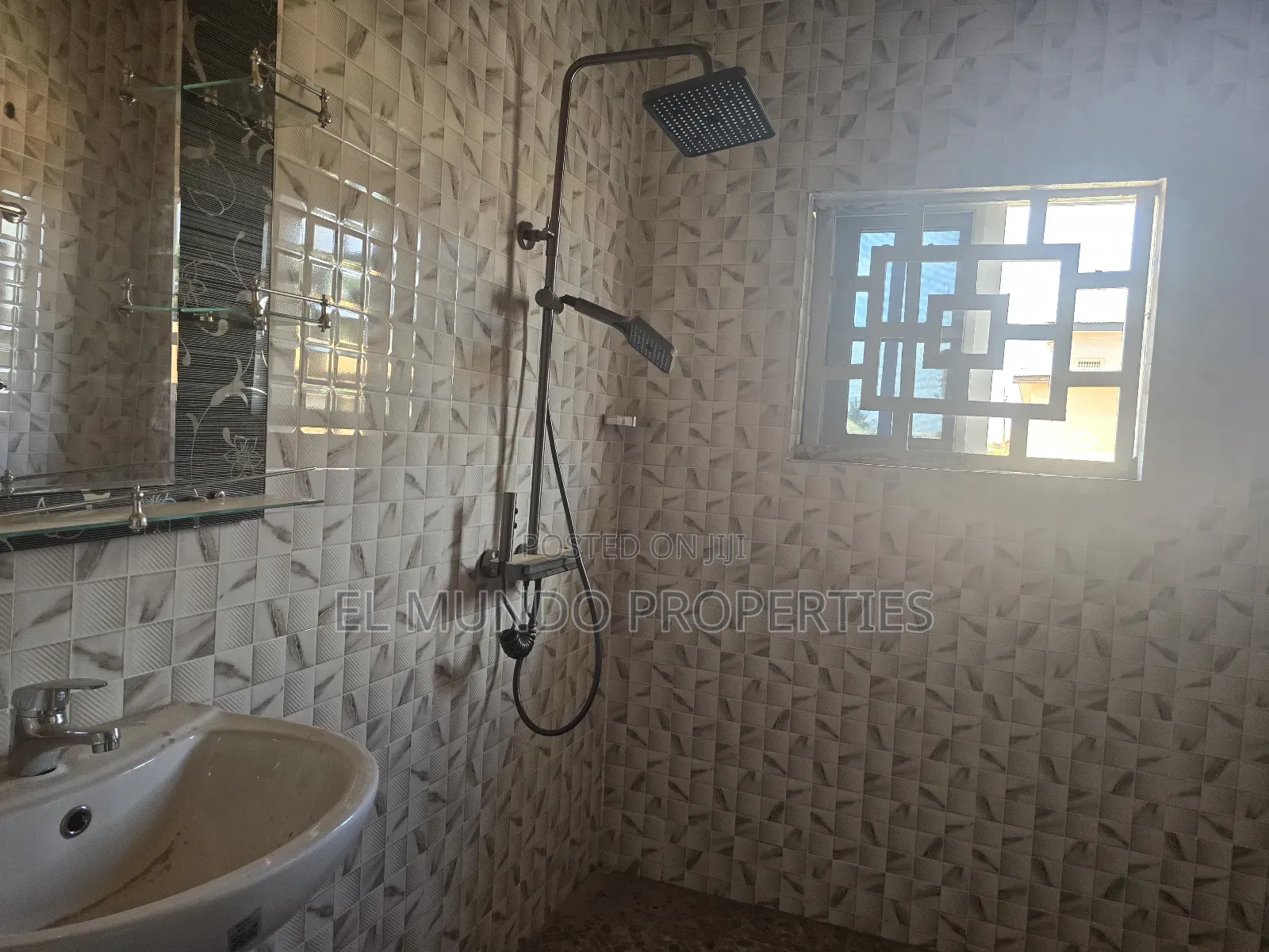 Mini Flat in Tanoso, Kumasi Metropolitan for rent