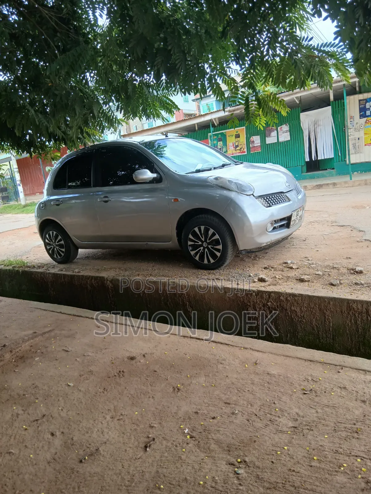 Nissan March 2002 Gray