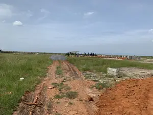 Comfortable Living – 70x80 Ft Plot 60,000 GHS