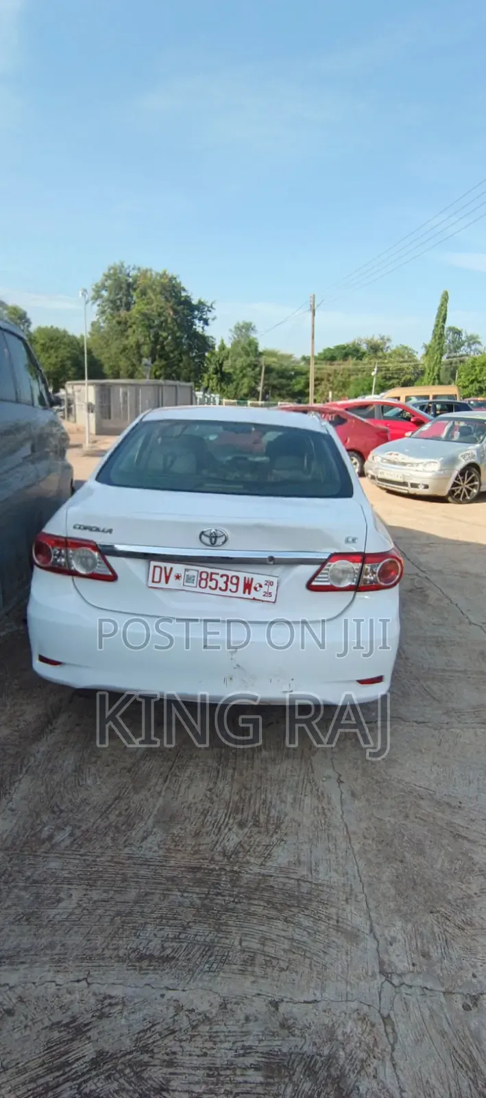 Toyota Corolla LE 4dr Sedan (1.8L 4cyl 4A) 2013 White