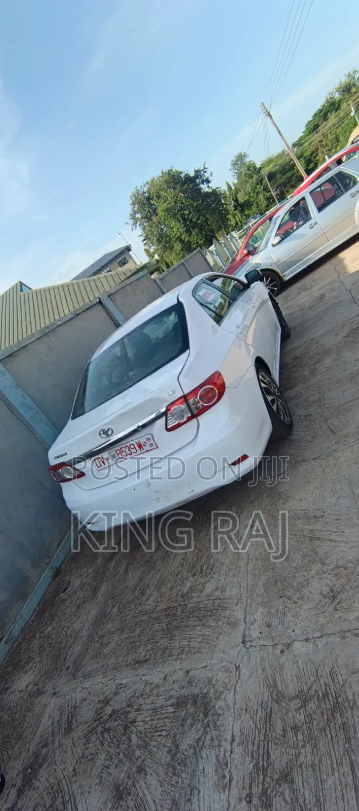 Toyota Corolla LE 4dr Sedan (1.8L 4cyl 4A) 2013 White