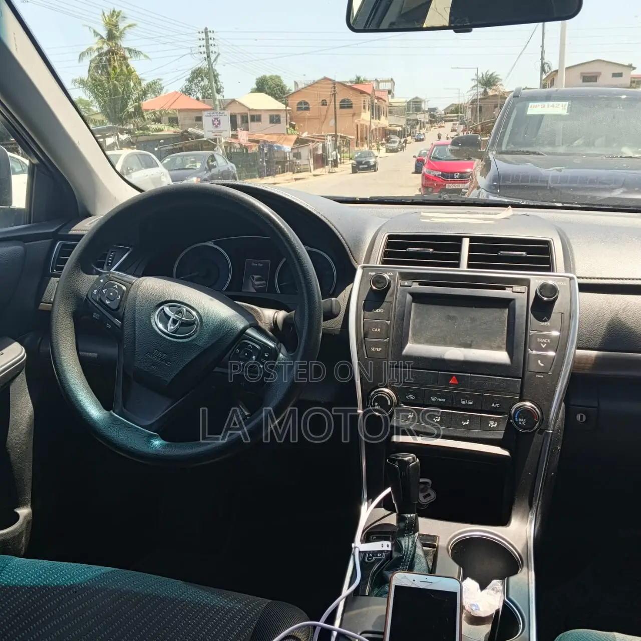 Toyota Camry 2017 Silver