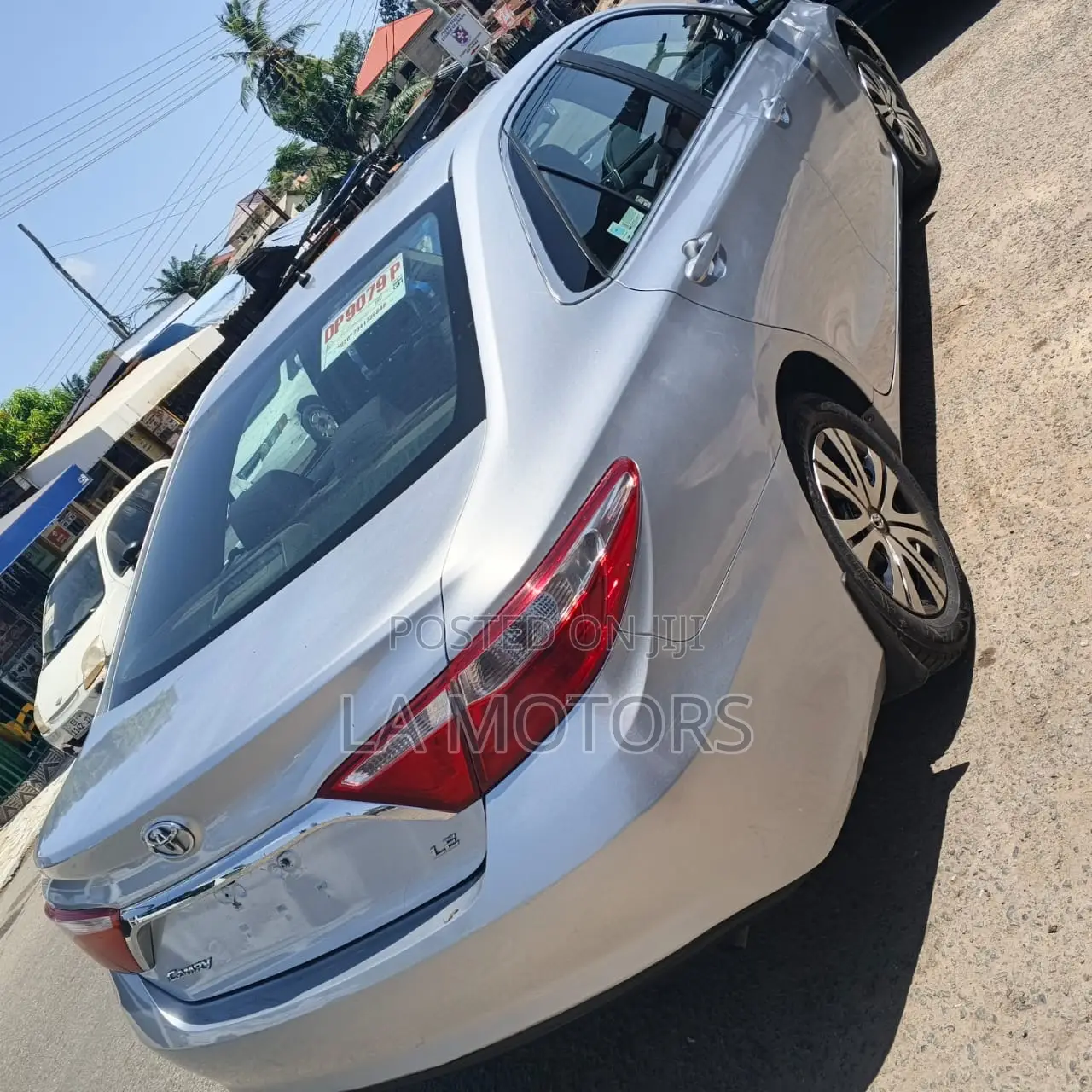 Toyota Camry 2017 Silver