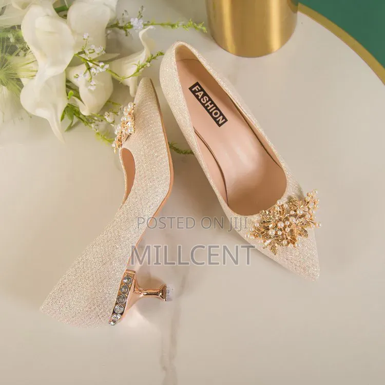 Crystal Heel for Wedding, Church Etc