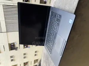 Laptop Dell Latitude 5400 16GB Intel Core i7 SSD 500GB