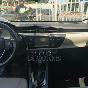Toyota Corolla 2015 Black
