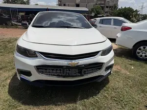 Chevrolet Malibu 2018 White