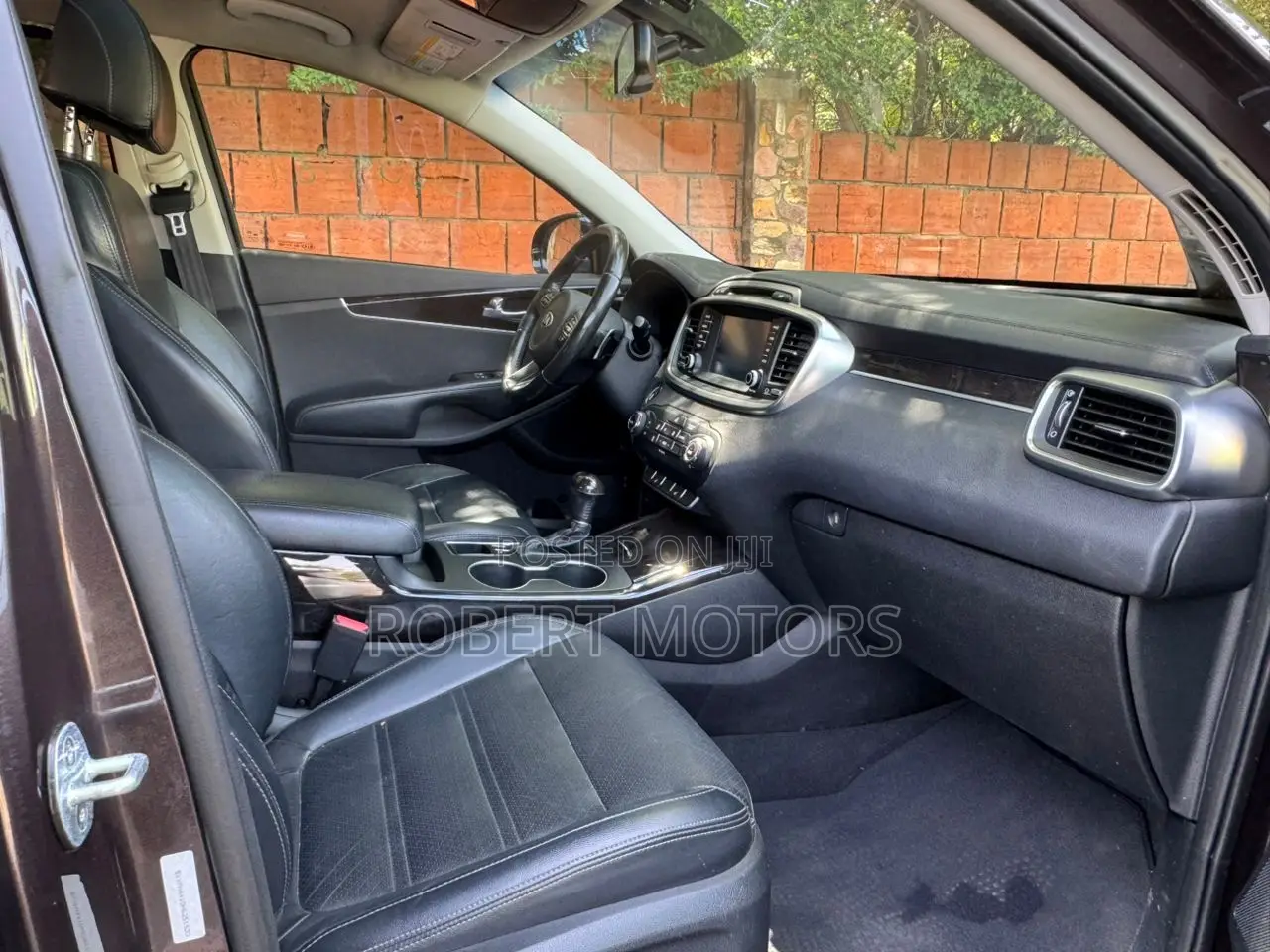Kia Sorento 2017 Brown