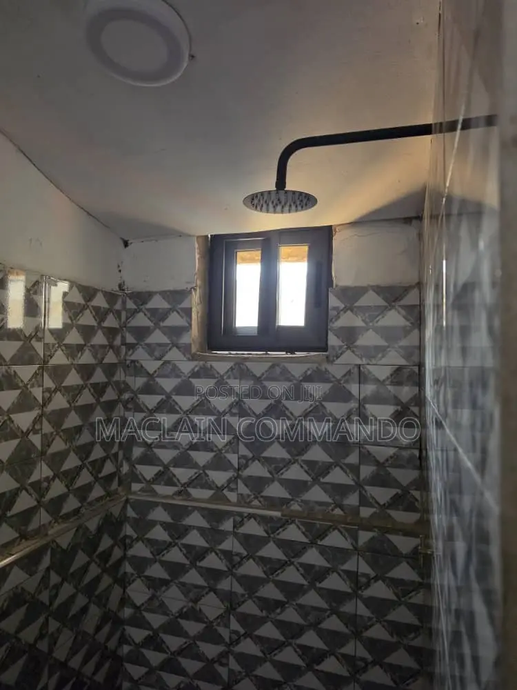 Furnished 1bdrm Apartment in Teshie Camp Two, Ledzokuku-Krowor for rent