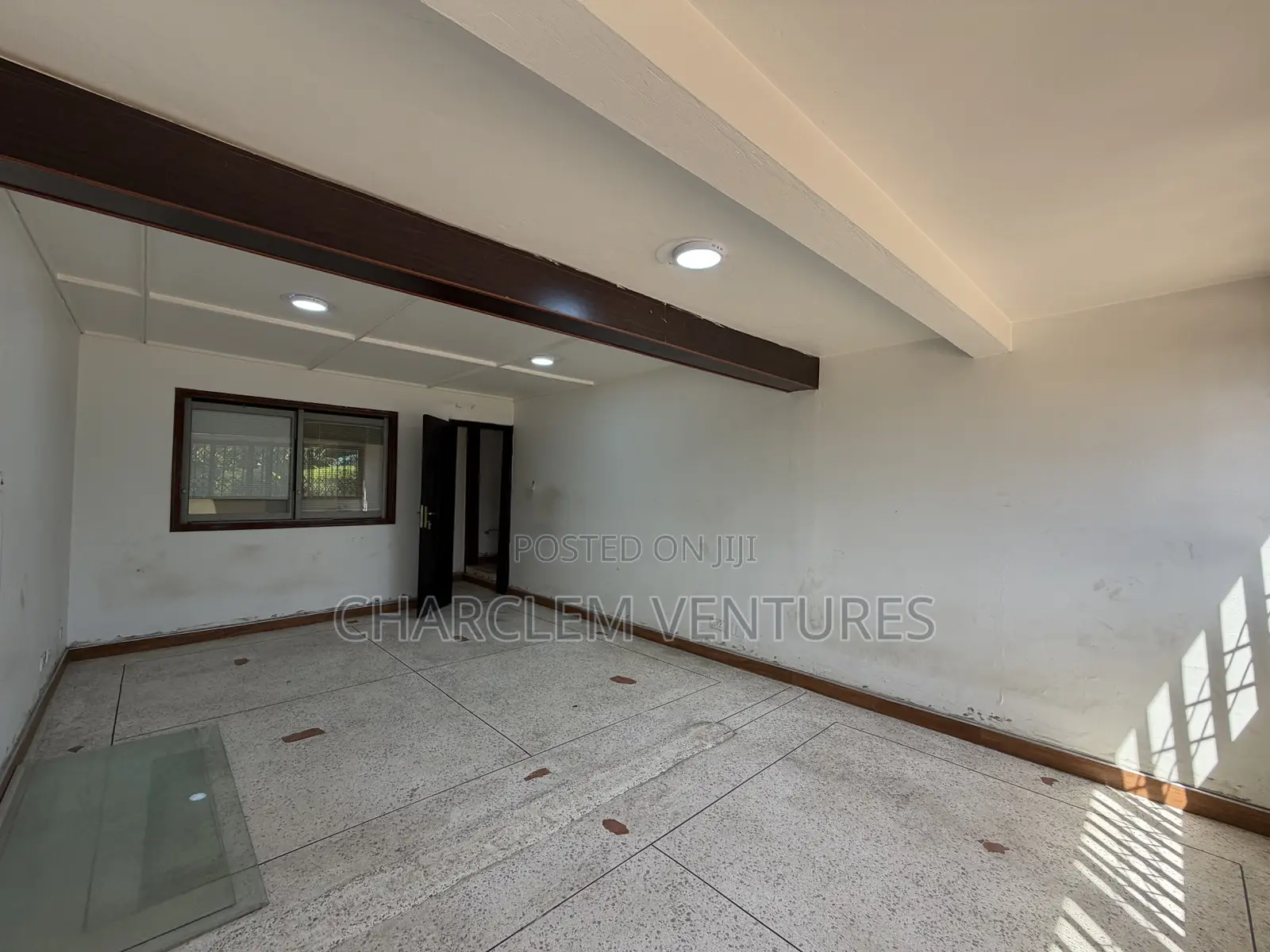Commercial Property for Rent at Airport Area
