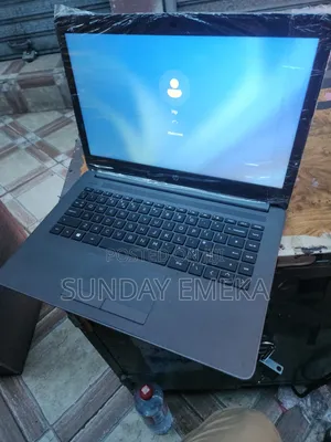 Laptop HP 240 4GB Intel SSD 128GB