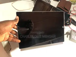 Laptop Microsoft Surface 4GB Intel Core i5 SSD 256GB