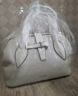 Ladies Hand Bag ( Pedra)