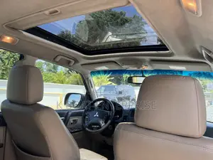 Mitsubishi Pajero V80 3.8 V6 GLS 2016 Off white