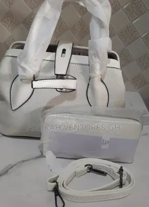 Ladies Hand Bag ( Pedra)