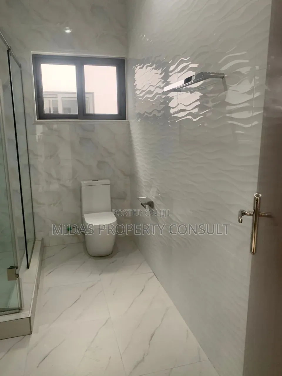 4bdrm Townhouse / Terrace in East Legon, Accra Metropolitan for rent