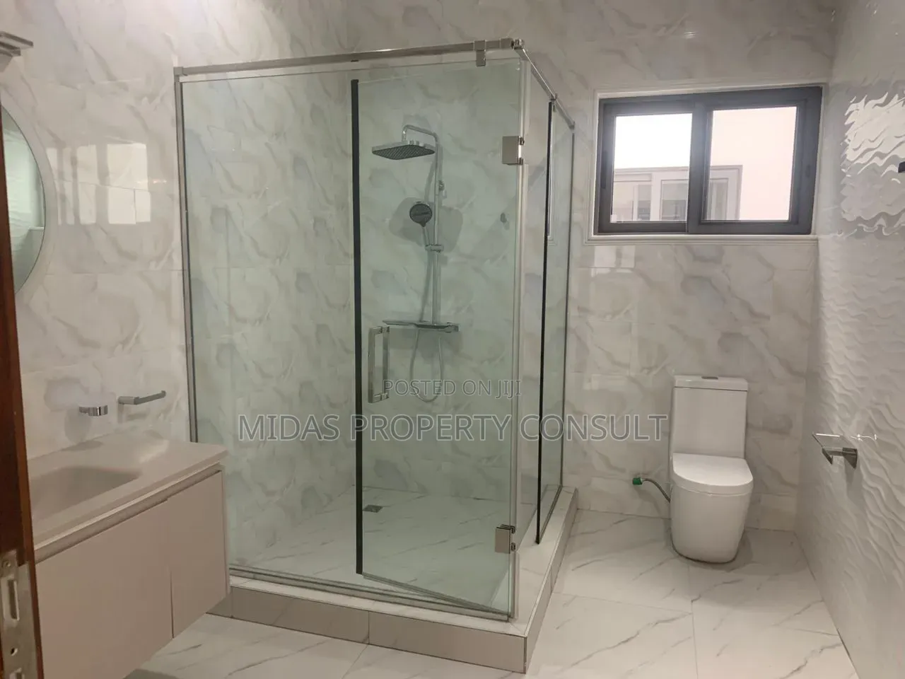 4bdrm Townhouse / Terrace in East Legon, Accra Metropolitan for rent