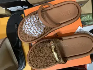 Trendy Slippers