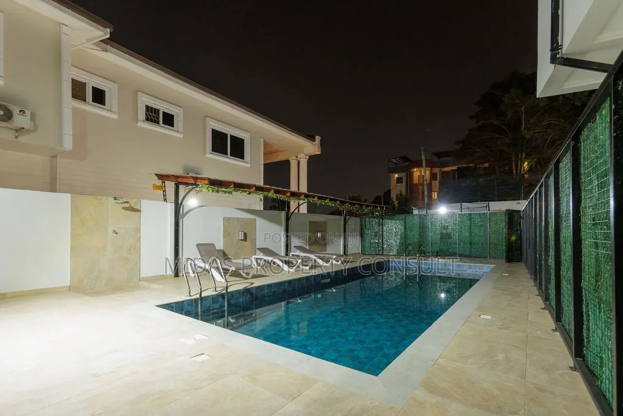 4bdrm Townhouse / Terrace in East Legon, Bawaleshie for rent