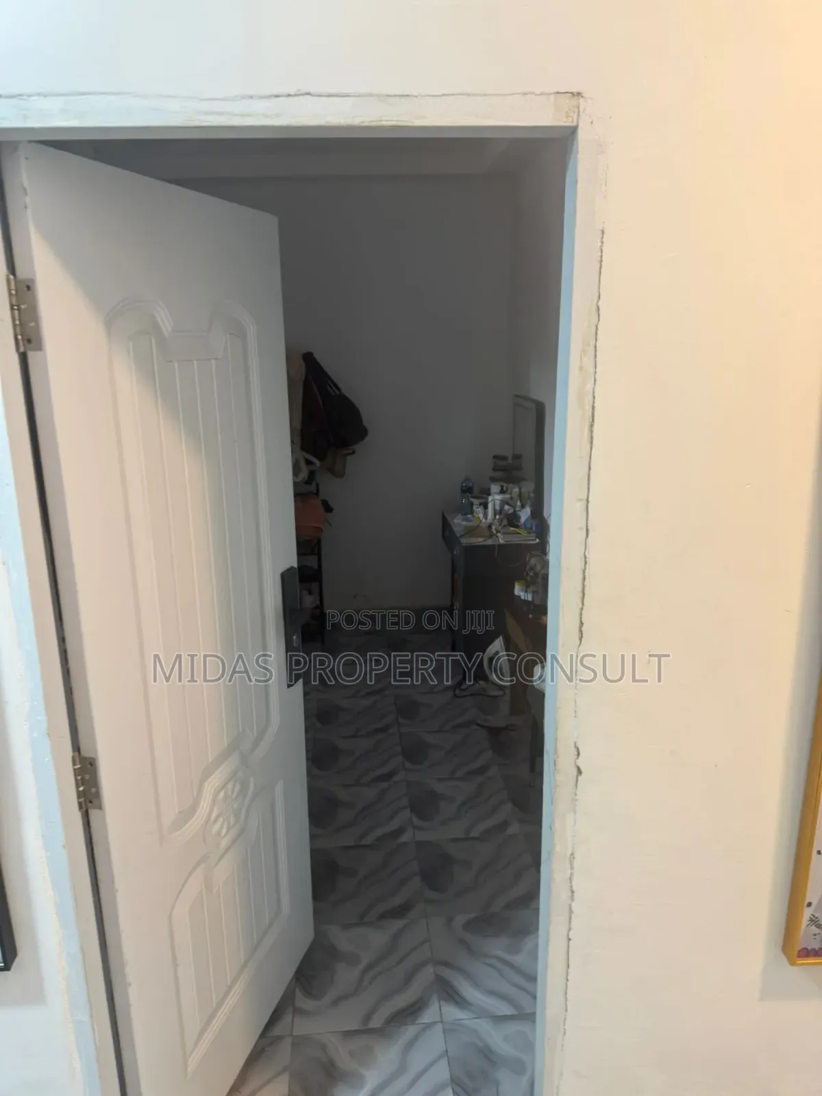 Furnished 3bdrm House in Ablekuma, Manhean for sale