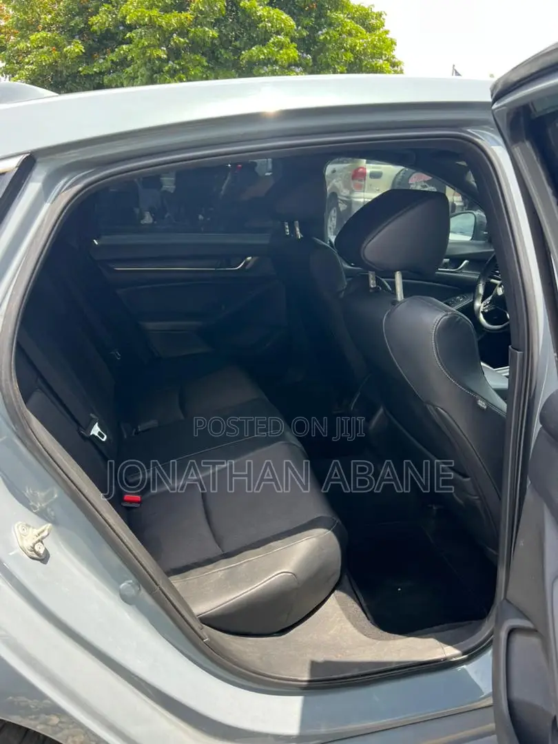Honda Accord 2018 Gray
