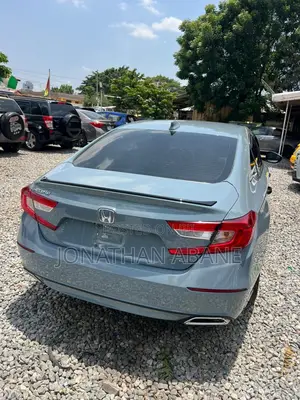 Honda Accord 2018 Gray
