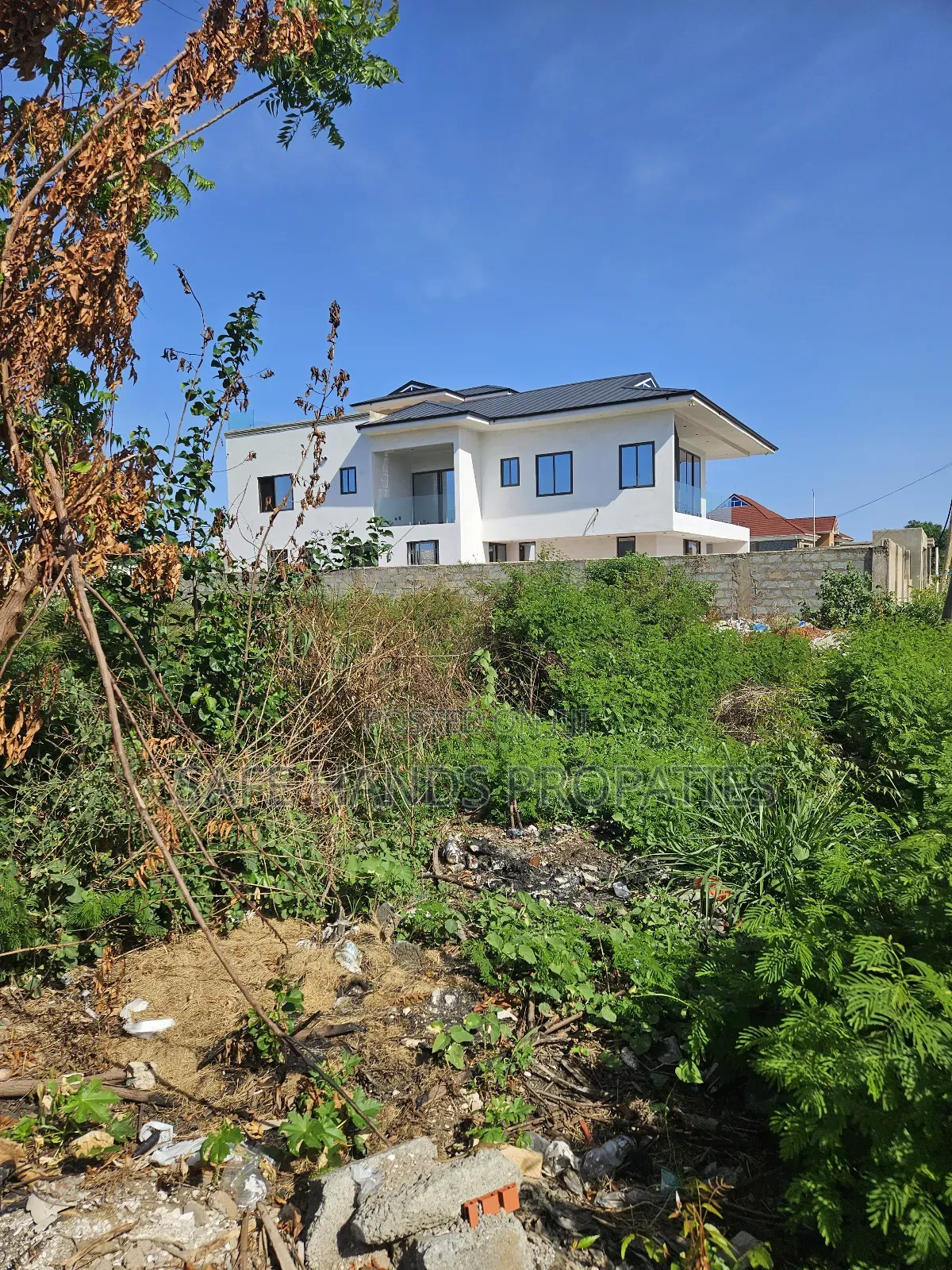 1 Plot of Titled Serviced Land for Sale at Trasaco