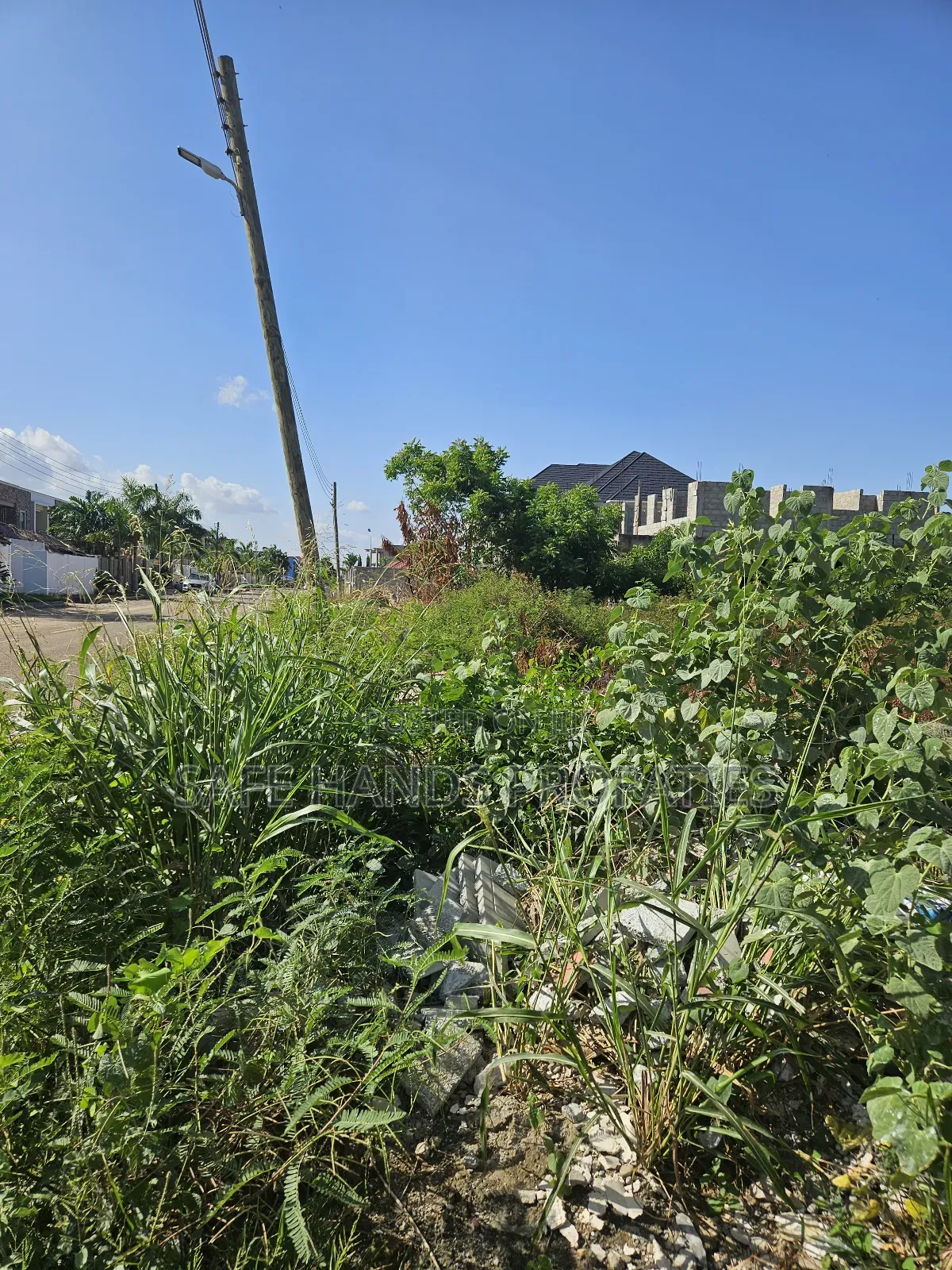 1 Plot of Titled Serviced Land for Sale at Trasaco