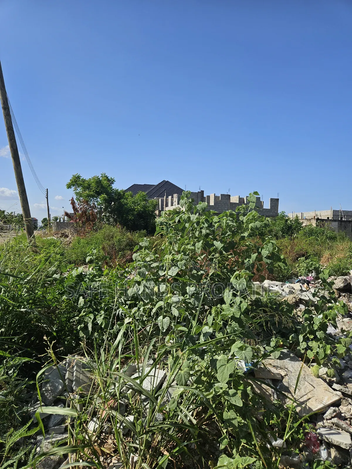 1 Plot of Titled Serviced Land for Sale at Trasaco