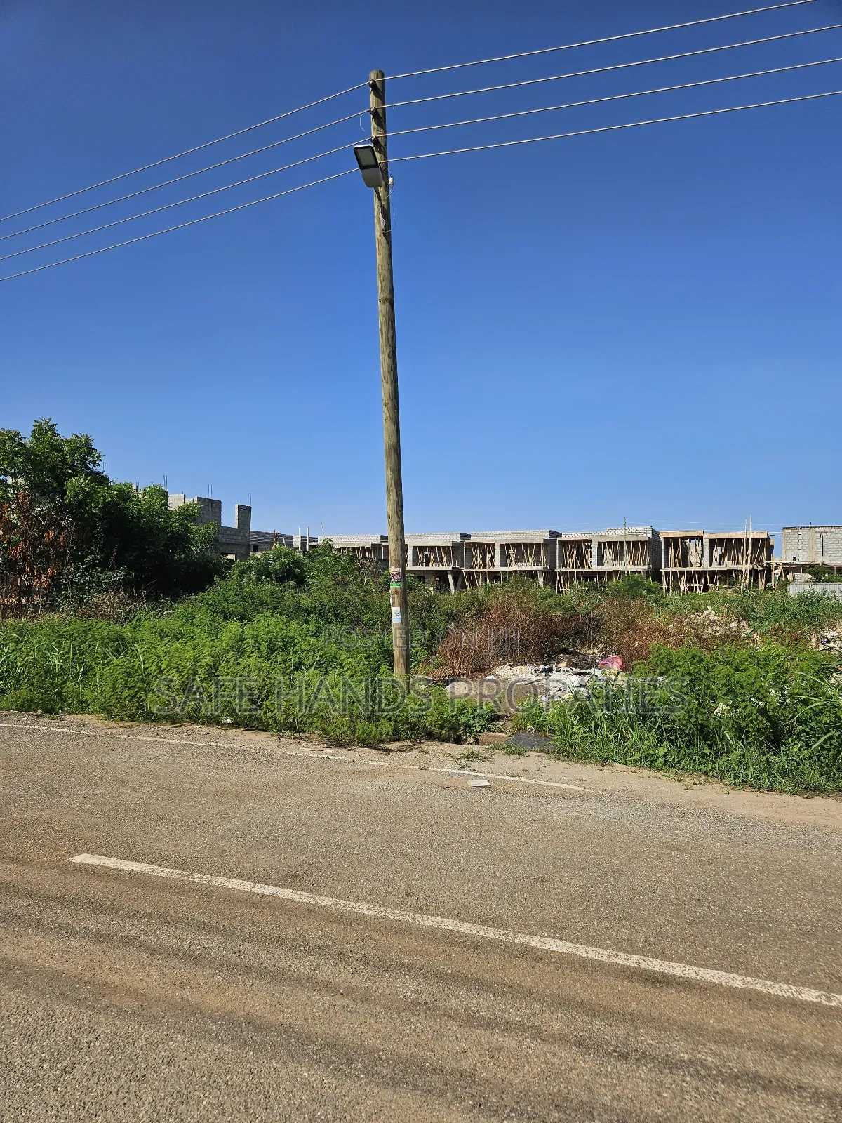 1 Plot of Titled Serviced Land for Sale at Trasaco