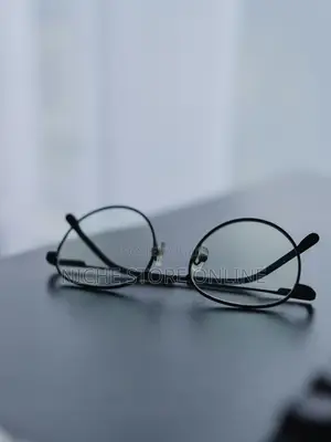 Photochromic Sunglasses – Black Frame Uv Protection Glasses
