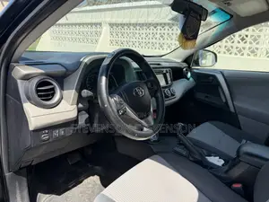 Toyota RAV4 LE 4dr SUV AWD (2.5L 4cyl 6A) 2014 Black