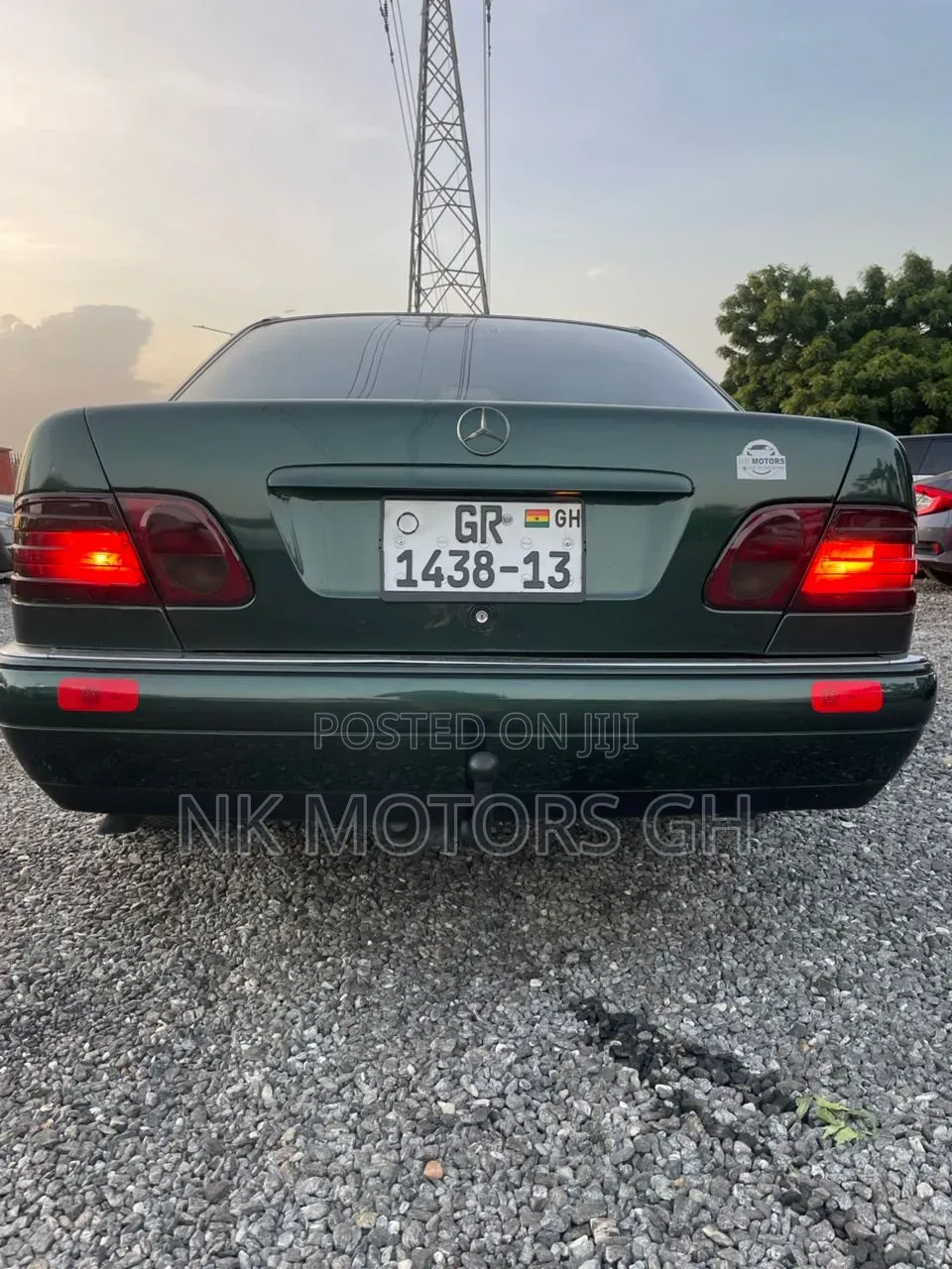 Mercedes-Benz E230 1990 Green
