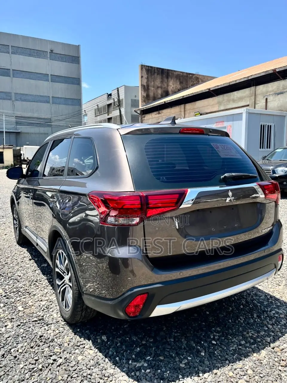 Mitsubishi Outlander 2017 Brown