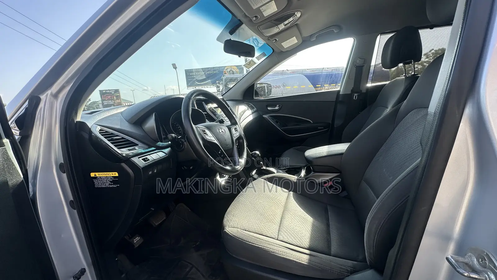 Hyundai Santa Fe GLS 4dr SUV AWD (3.3L 6cyl 6A) 2015 Silver