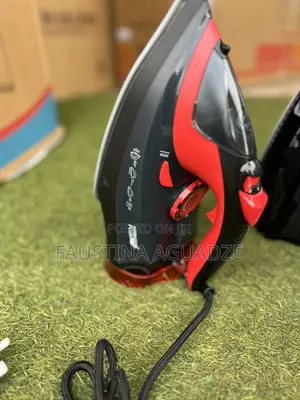 German Plus Steam Iron