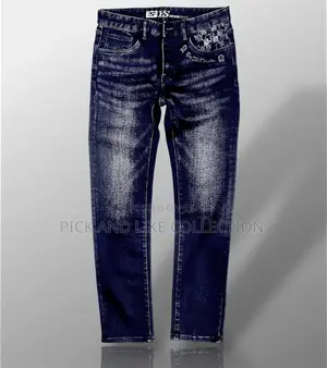 Clean Cut, Bold Vibe — Jeans Collection. Fit That Moves
