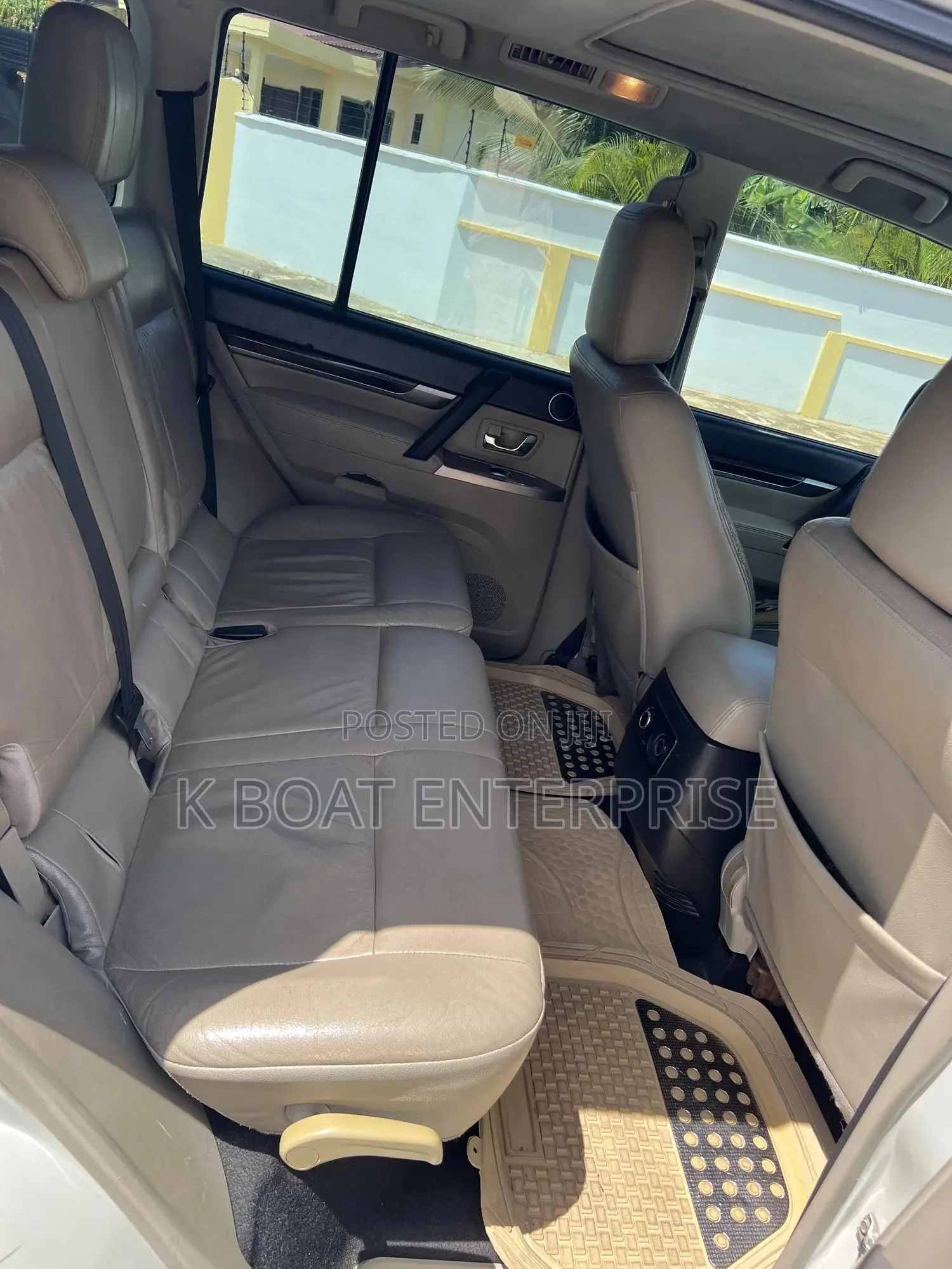Mitsubishi Pajero V80 3.8 V6 GLS 2016 Off white