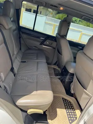 Mitsubishi Pajero V80 3.8 V6 GLS 2016 Off white
