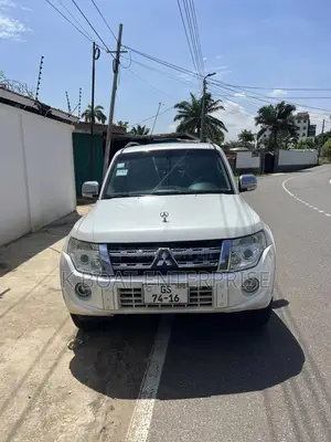 Mitsubishi Pajero V80 3.8 V6 GLS 2016 Off white