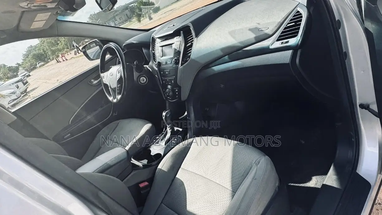 Hyundai Santa Fe 2015 Silver
