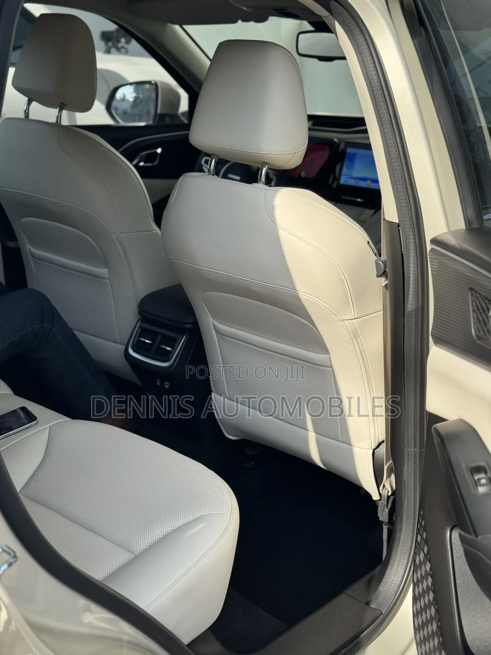 Haval Xiaolong Max 2025 Gold