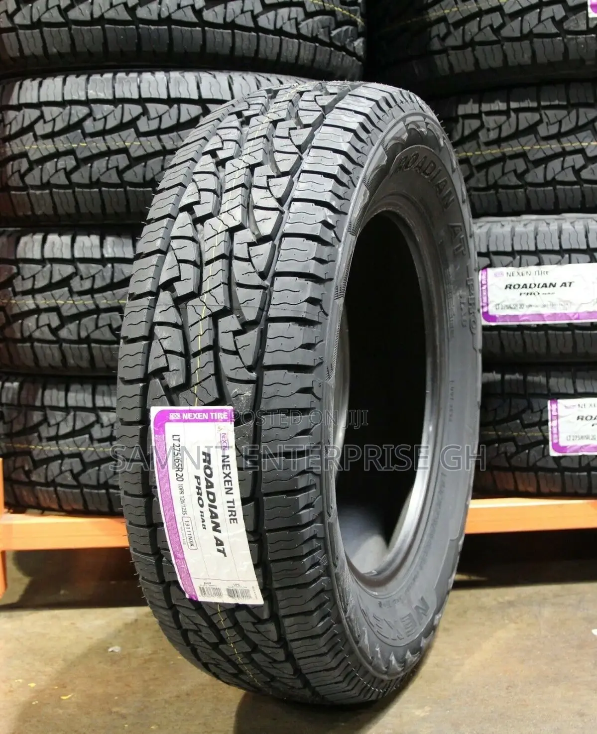 Deals in All Kinds of Car Tyres in Different Sizes