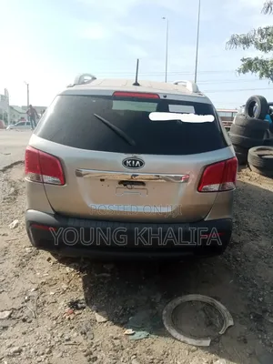 Kia Sorento 2013 Silver