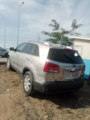 Kia Sorento 2013 Silver