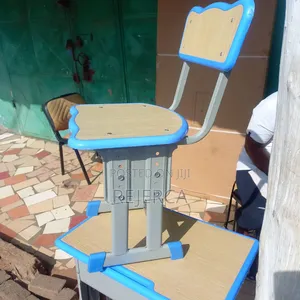 Students Table and Chairs