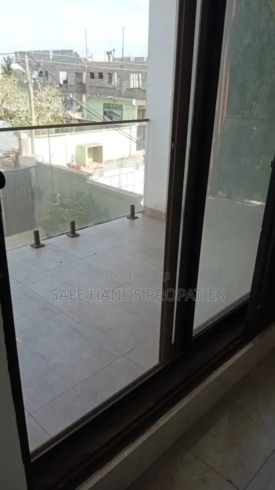 4bdrm Duplex in Housing Down, Accra Metropolitan for sale