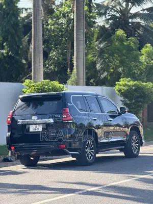 Toyota Land Cruiser Prado 4.0 Petrol TX-L 2016 Black